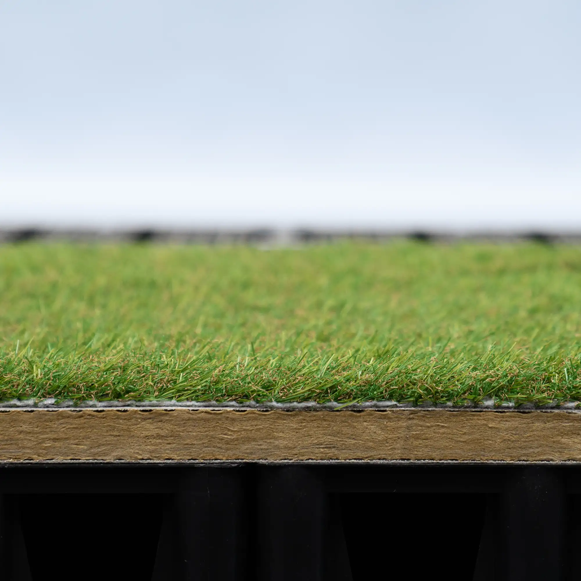 koelend kunstgras schuur/garage 100mm wateropslag
